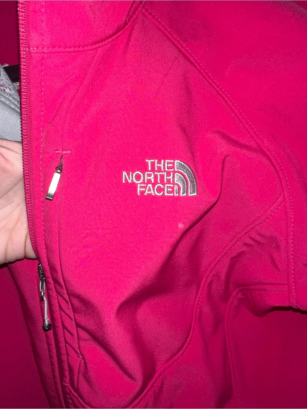 The North Face Women's XL Hot Pink Softshell Utility Jacket - Picture 2 of 16